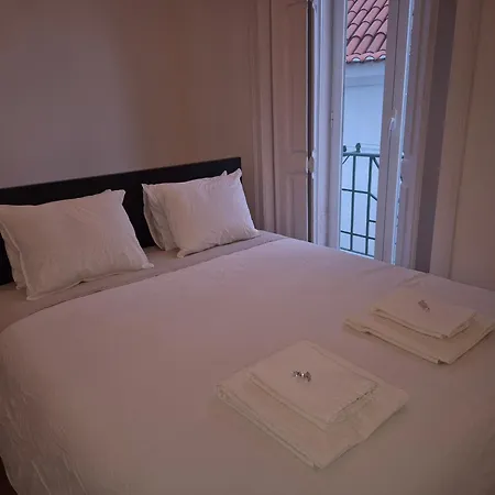 Caravelas Luxury * Lisbon